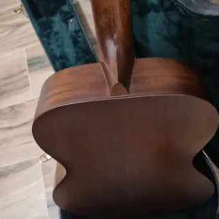 Guitarra Martin 000-15M