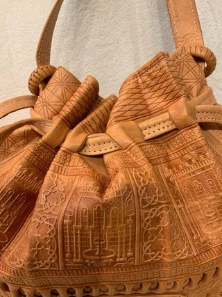 Bolso Saco Knöt Piel Grabada