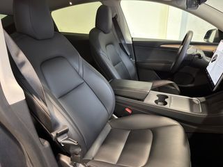 Tesla Model Y Gran Autonomía 4WD