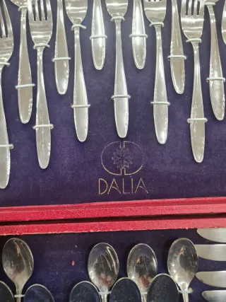 Cubertería Dalia Metal Plateada