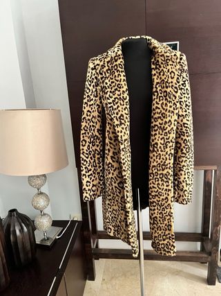 Abrigo estampado animal print Mango