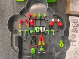 Ben 10 Alien Creation Chamber