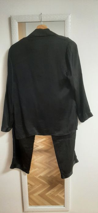 Pijama de seda negro