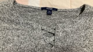 Camiseta Kiabi gris talla 12