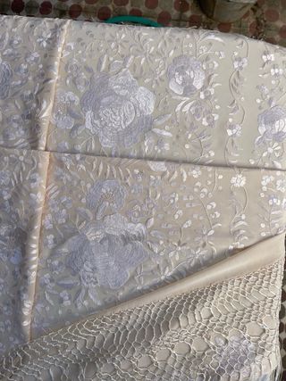 Mantón de Manila Antiguo Beige Bordado