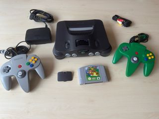 Consola Nintendo 64 + 2 Comandi + Gioco
