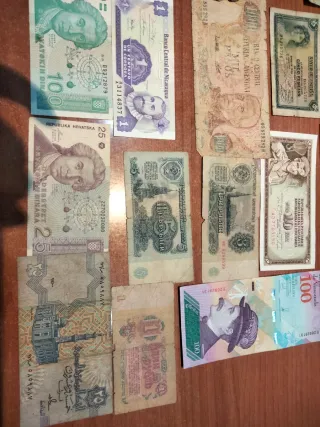 Colección Billetes del Mundo (18)