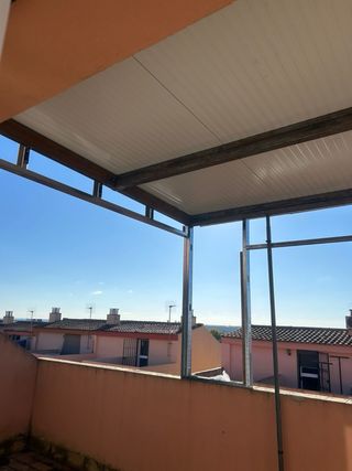 Cerramiento de terraza metálico