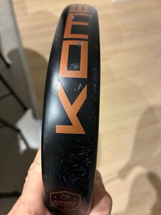 Pala pádel Kombat Troya Ulises + 3 botes HEAD pro