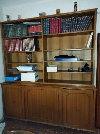 Libreria contenitore con letto estraibile