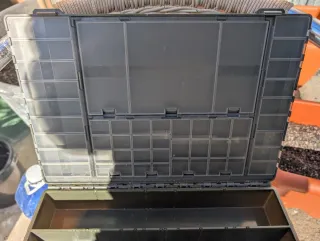 Caja de pesca Fox Large Carpfishing