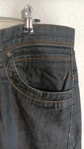 Pantalón vaquero Bershka