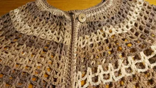 Chaqueta de punto crochet beige y marrón