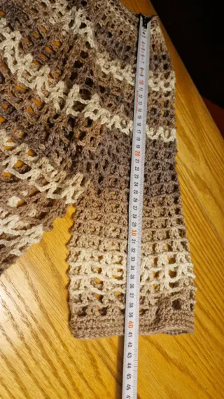 Chaqueta de punto crochet beige y marrón