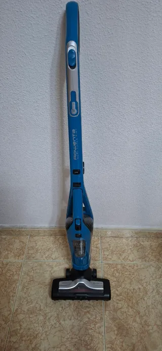 Escoba aspiradora Rowenta azul