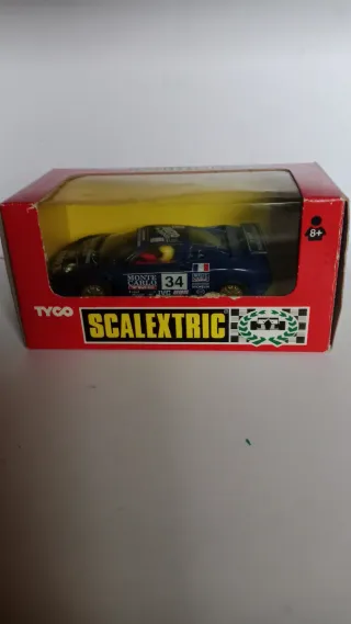 Scalextric Bugatti EB 110 Le Mans