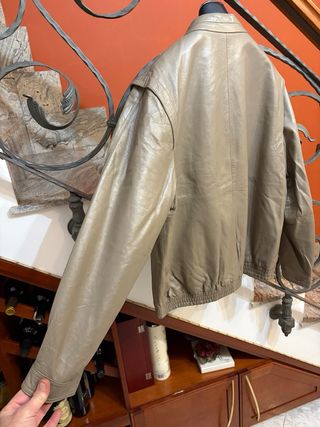 Giubbino in vera pelle vintage beige