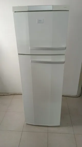 Nevera AEG con garantía