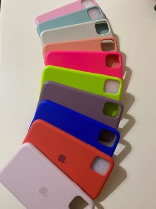 Cover per iPhone 11 in vari colori