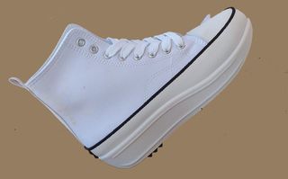 Zapatillas Blancas de Lona Talla Suelta