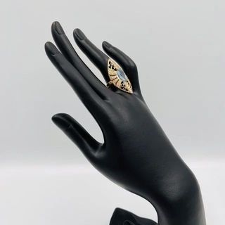 LANZADERA GRANDE PIEDRA AZUL. Oro 18k.