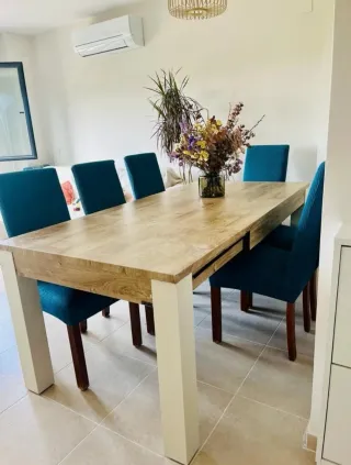 Mesa comedor + 6 sillas tapizadas