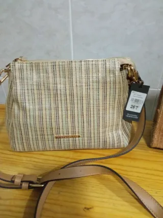Bolso Paco Martínez Nuevo Beige y Dorado