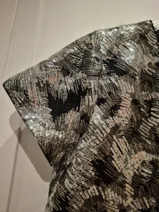 Top lentejuelas negro y plateado