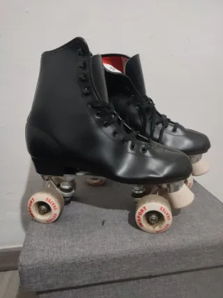 Patines negros talla 44