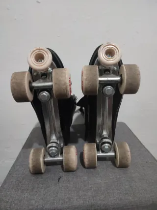 Patines negros talla 44