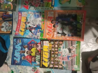 Álbumes de cromos de fútbol LIGA y cromos