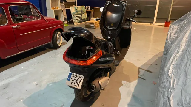 Piaggio X8 125cc Negra