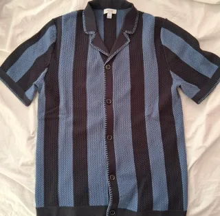 Camisa de punto cubana con rayas azules