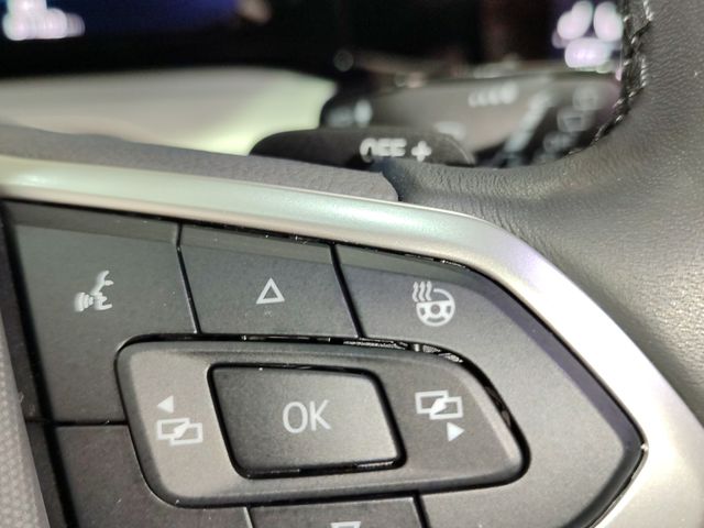 VOLKSWAGEN Golf Life 2.0 TDI DSG 150 c.v.