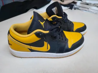 Zapatillas Air Jordan 1 Low Amarillas