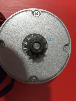 Motor Eléctrico 24V 250W Flademotor