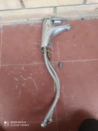 Grifo Ducha y Manguera Metal