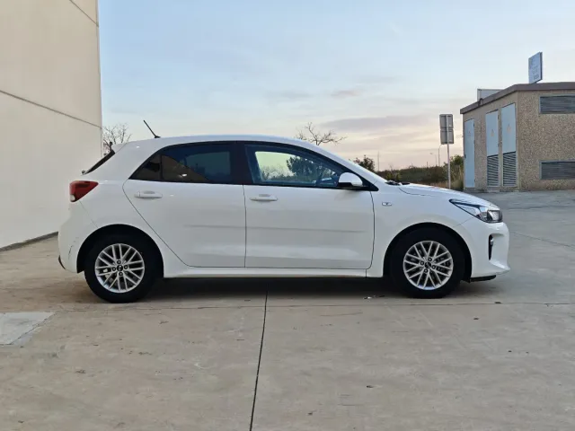 🟢KIA Rio Diésel. Etiqueta C