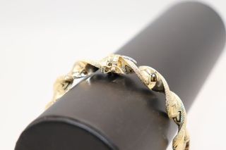 PULSERA RIGIDA RIZADA CON GRECA GRAZIELLA 18K