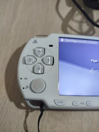 PSP Blanco + Juego Dungeon Explorer