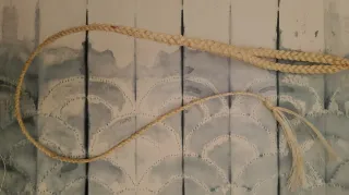 Fona / honda Balear trenzada con asa de cuero