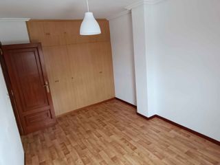 Alquiler piso c/ Ultramar 4