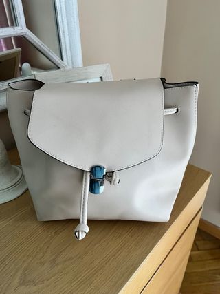 Mochila Bershka Beige