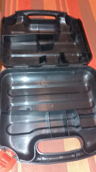 Avvitatore Black & Decker KC12XC