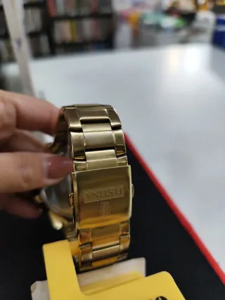 Reloj Festina Cronógrafo Dorado Esfera Negra