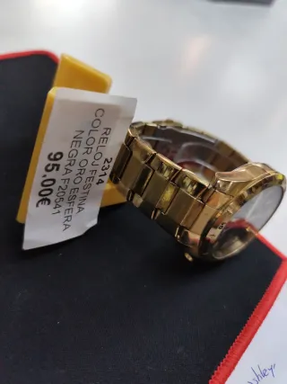 Reloj Festina Cronógrafo Dorado Esfera Negra