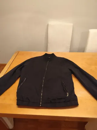 Cazadora H&M Negra Talla L