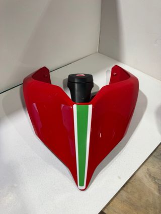Tapa colín Ducati Streetfighter V2 Monoposto