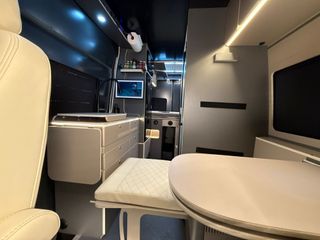 Mercedes-Benz Sprinter 906 Camper 4X4