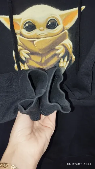 Sudadera con capucha Baby Yoda Talla M